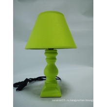 Керамическая зеленая настольная лампа